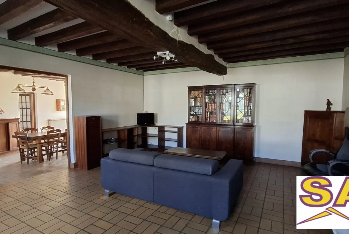 Maison de bourg avec 5 chambres et jardin à Bransles (77) 