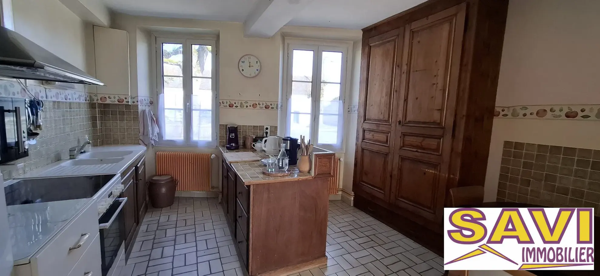 Maison de bourg avec 5 chambres et jardin à Bransles (77) 