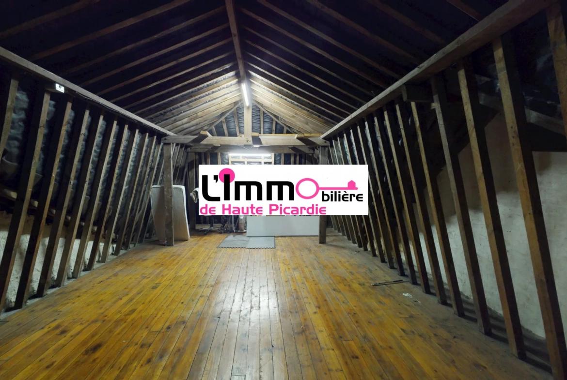 Maison familiale à vendre à Chaulnes - 156 m² avec terrain de 1253 m² 