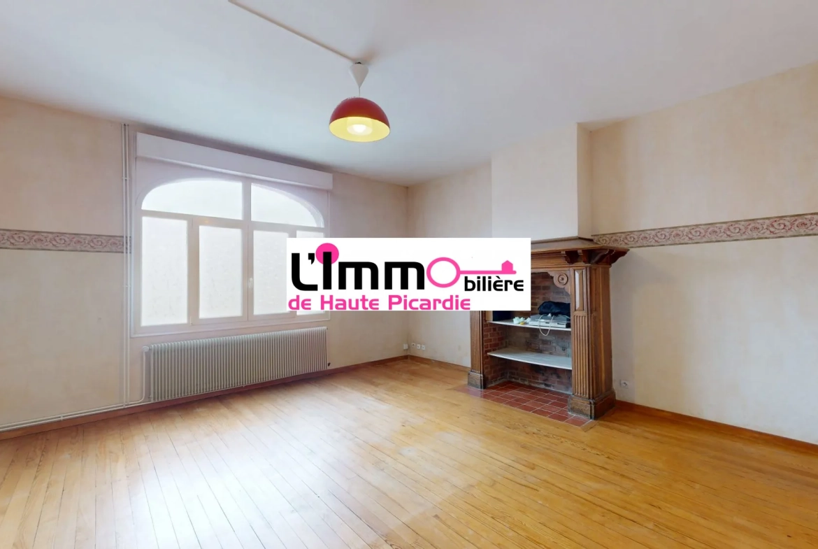 Maison familiale à vendre à Chaulnes - 156 m² avec terrain de 1253 m² 