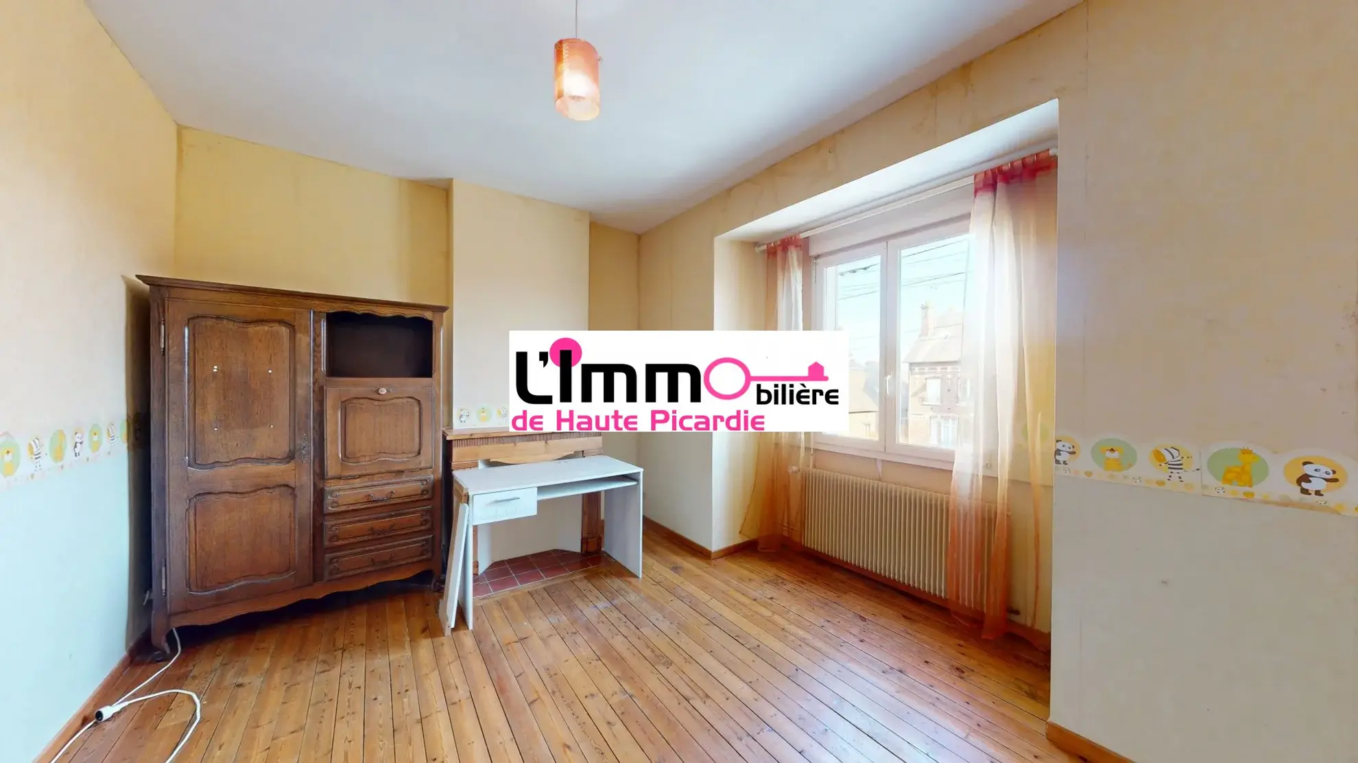 Maison familiale à vendre à Chaulnes - 156 m² avec terrain de 1253 m² 