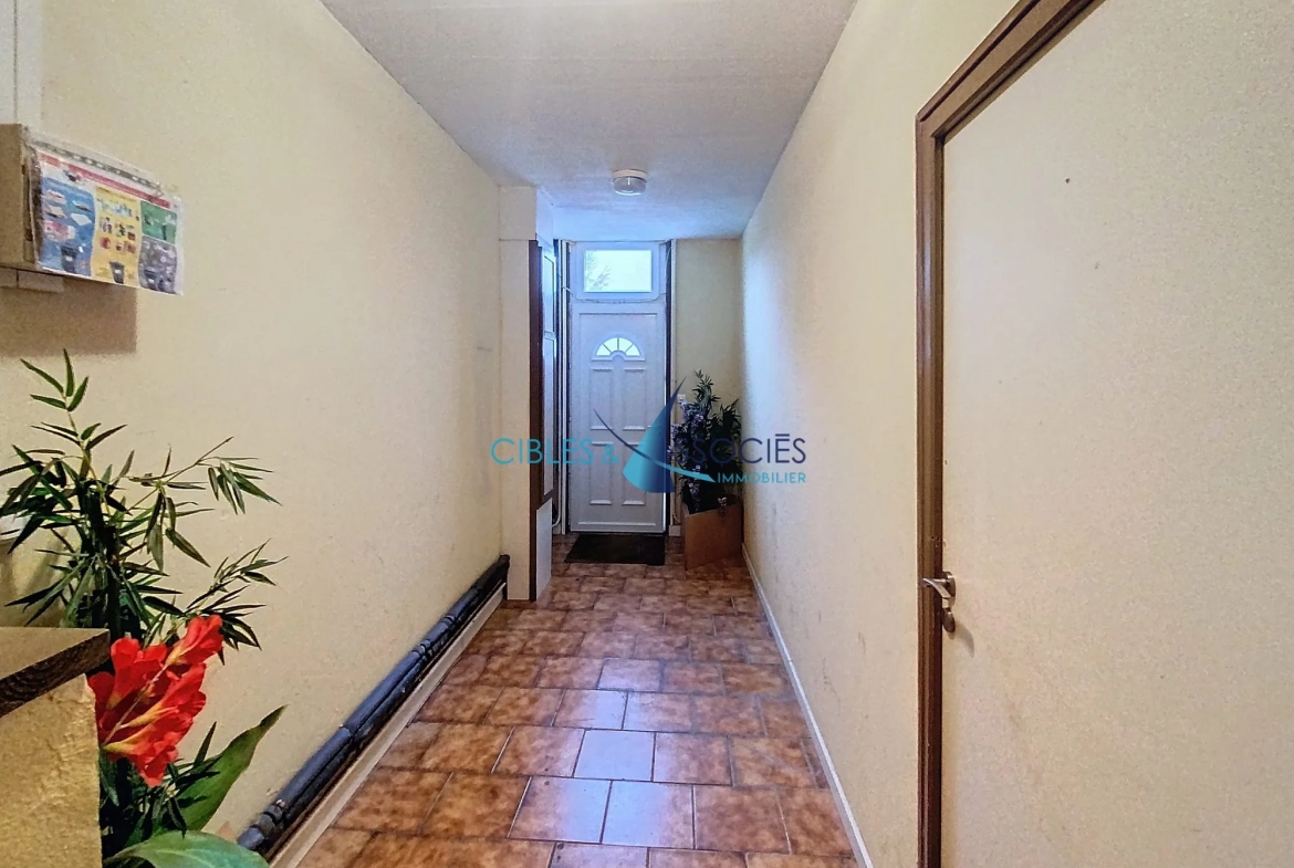 Immeuble de rapport à Sainte-Catherine de 110 m² avec potentiel locatif 