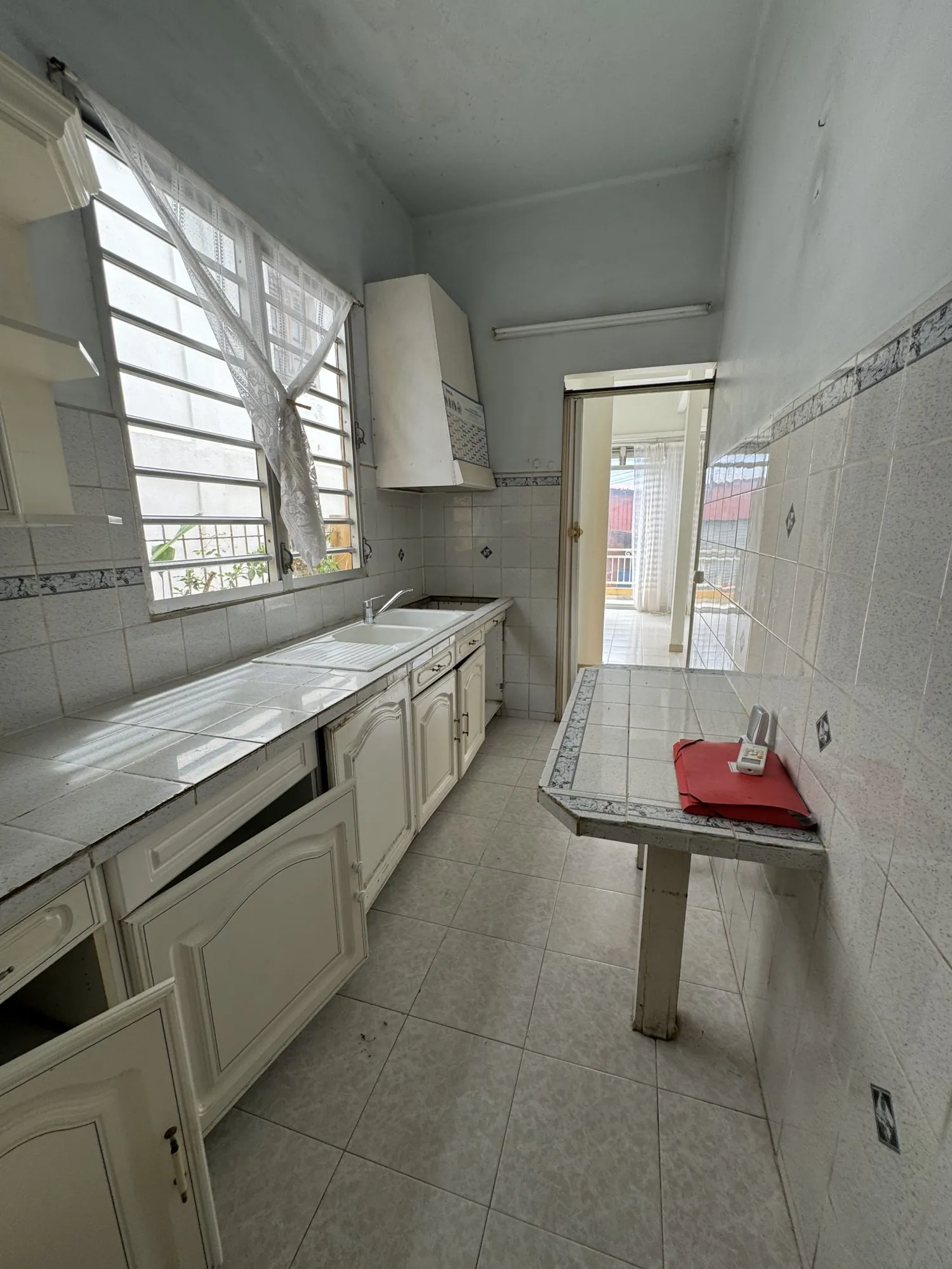 Maison T4 à vendre à Fort-de-France avec vue sur la Baie 