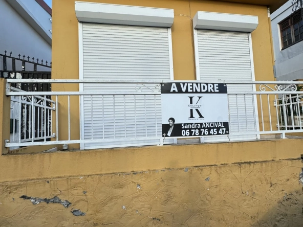 Maison T4 à vendre à Fort-de-France avec vue sur la Baie