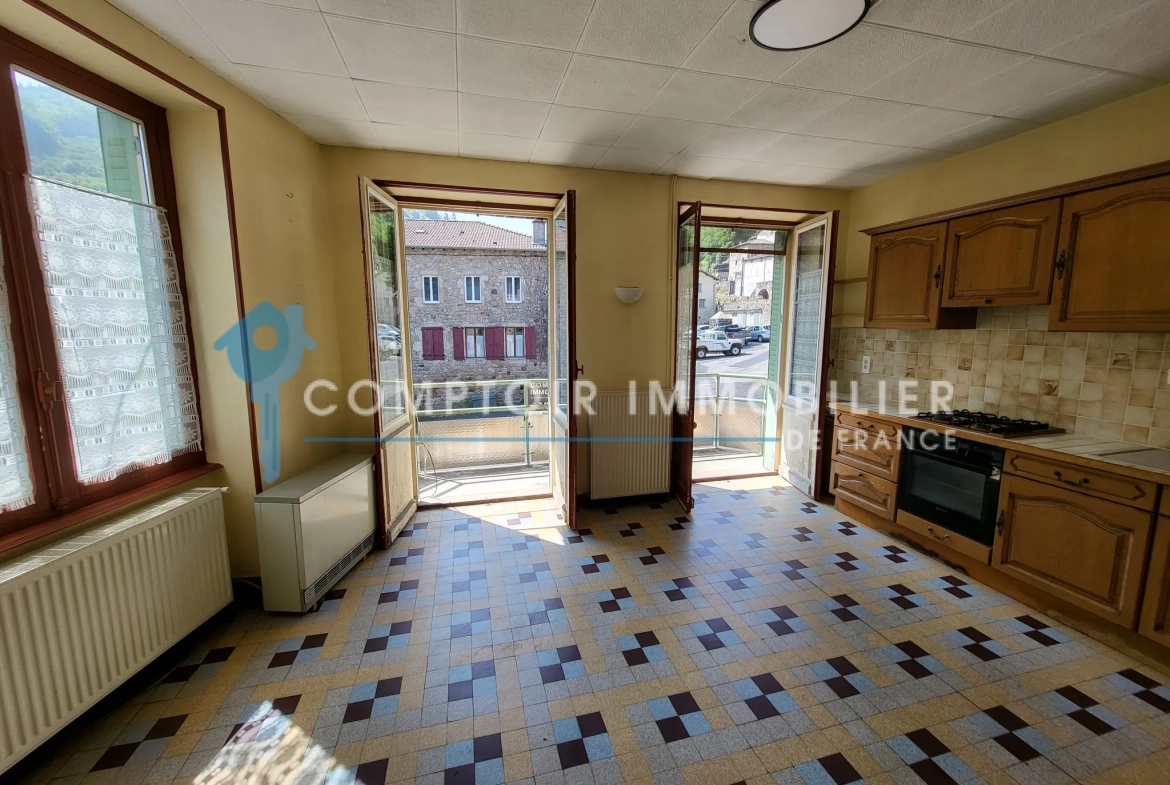 Maison de village T5 de 99 m² en Ardèche, ambiance nature et tranquillité 