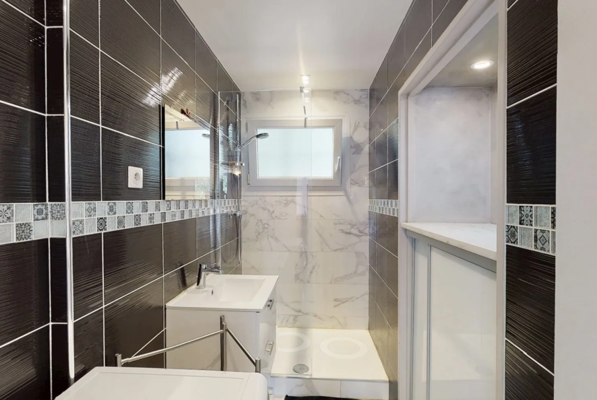 Appartement rénové de 72 m² à Mulhouse Bel-Air avec 3 chambres 