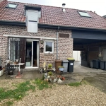 Maison atypique à vendre au centre de Saint-Laurent-Blangy avec terrasse et potentiel de rénovation