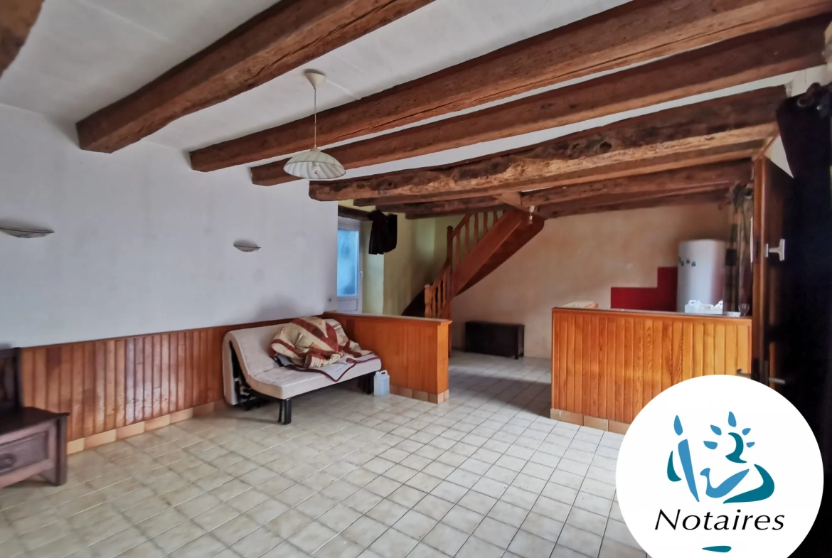 Maison à vendre à Langoat - Opportunité de rénovation en cœur de bourg 