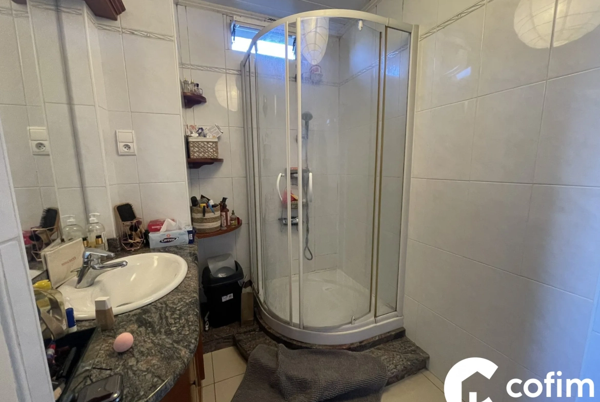 Appartement T3/T4 à vendre au cœur de Tarbes avec loggia, cave et garage sécurisé 