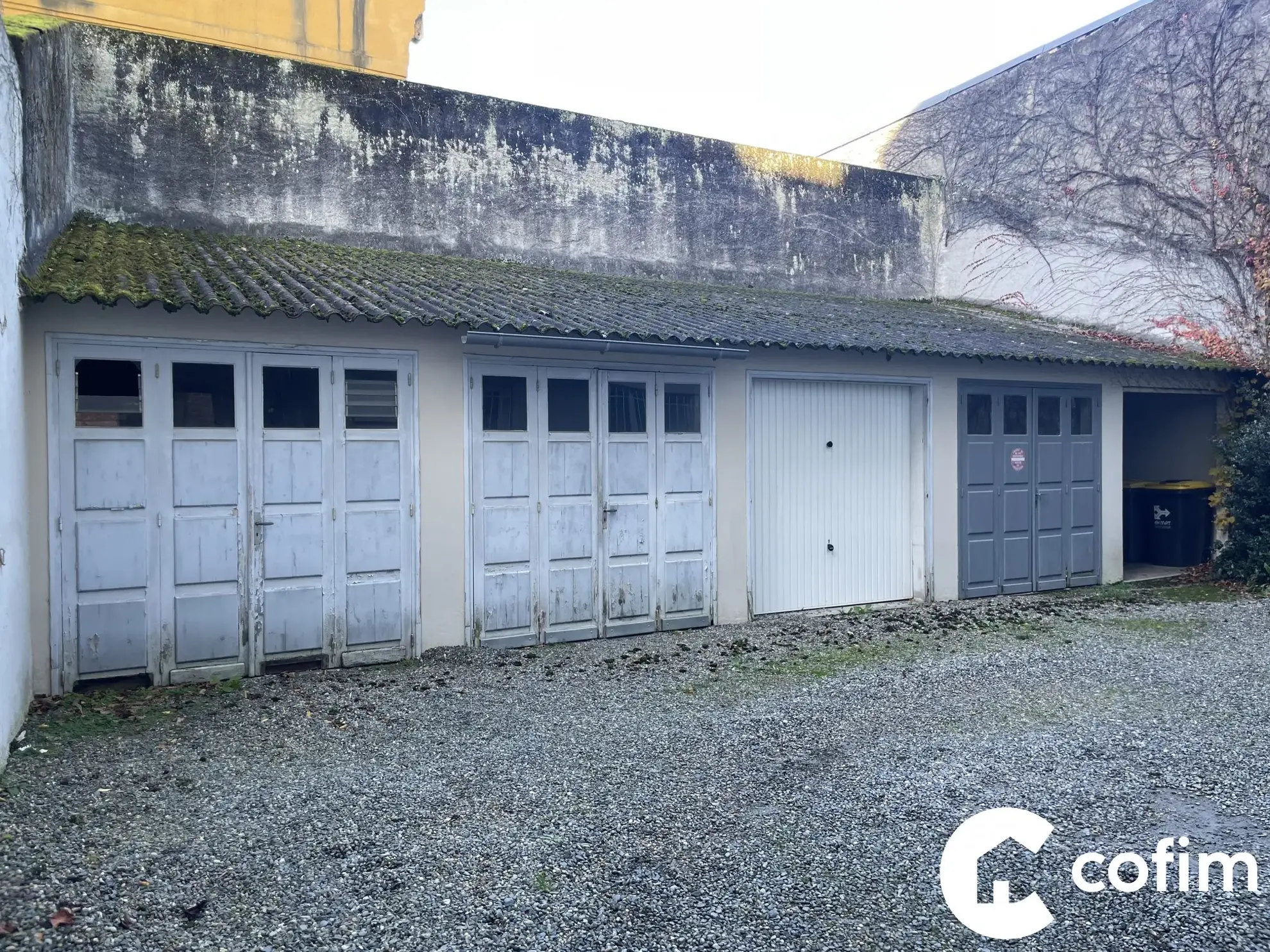 Appartement T3/T4 à vendre au cœur de Tarbes avec loggia, cave et garage sécurisé 