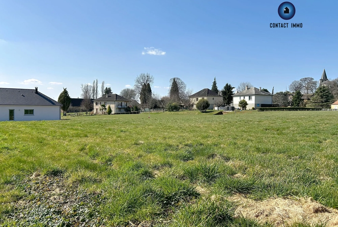 Terrain constructible de 1800 m² à Sadroc, proche Brive 