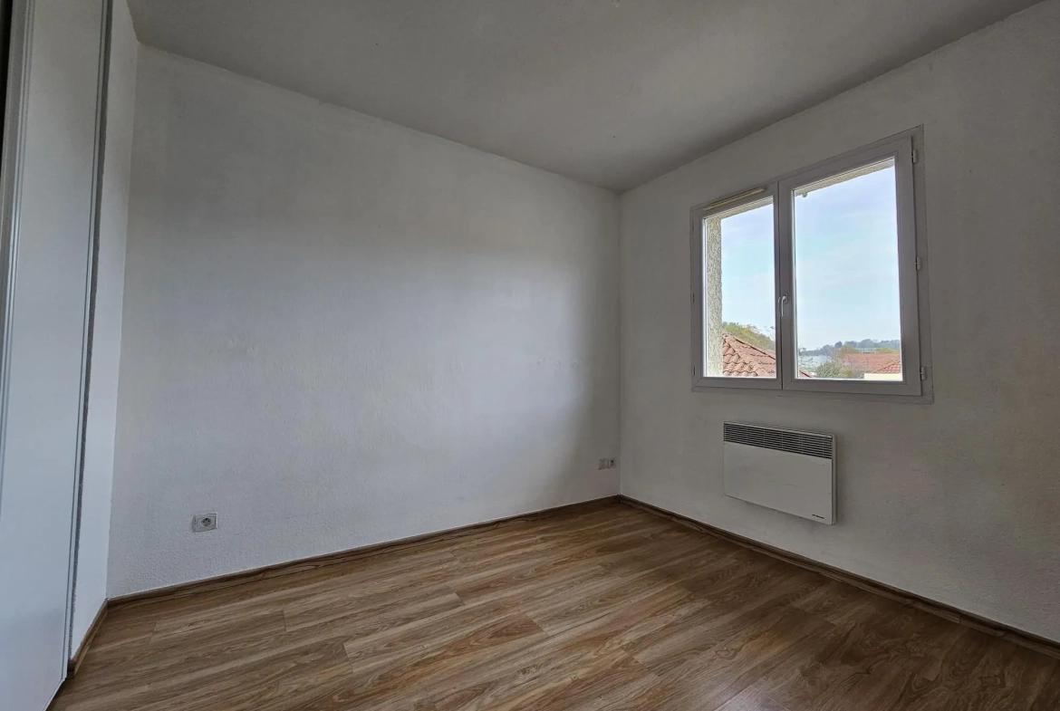 Maison mitoyenne T5 de 99 m² avec extérieur en plein centre de Champier 
