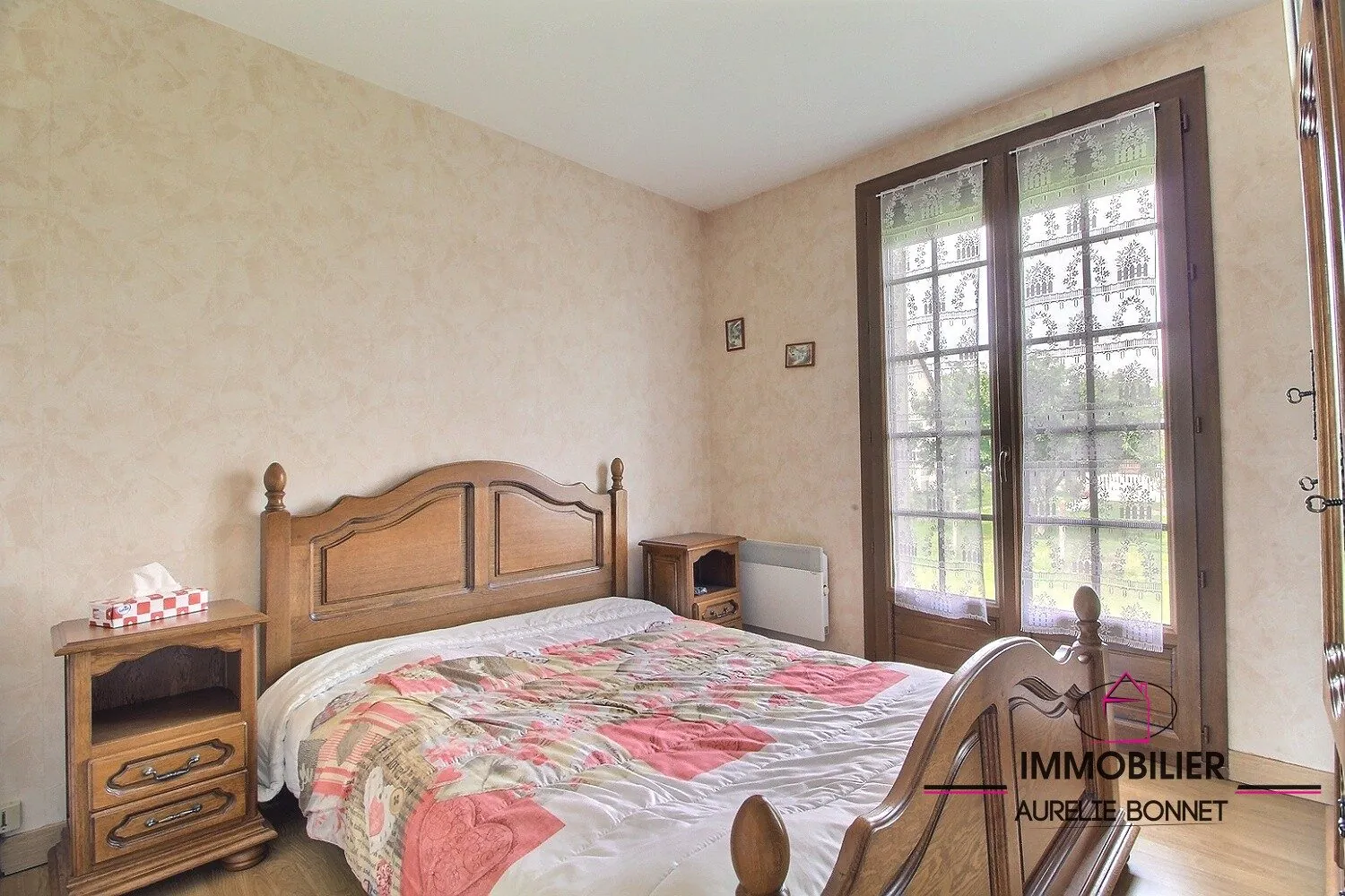 Maison 4 chambres de plain-pied avec terrasse et jardin à Saint Cyr du Ronceray 