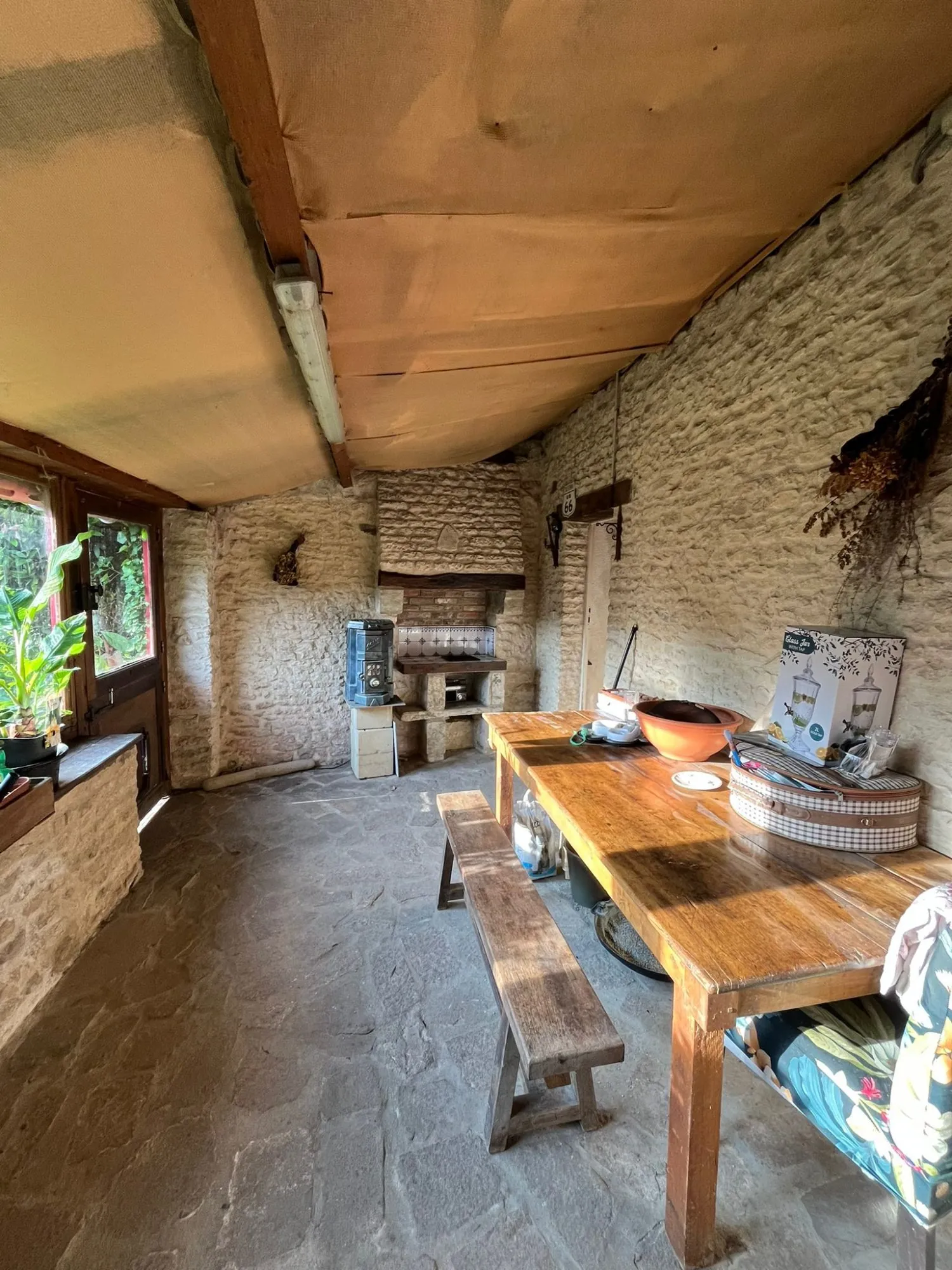 Charmante maison en pierre de 80 m² avec jardin à Argentan 