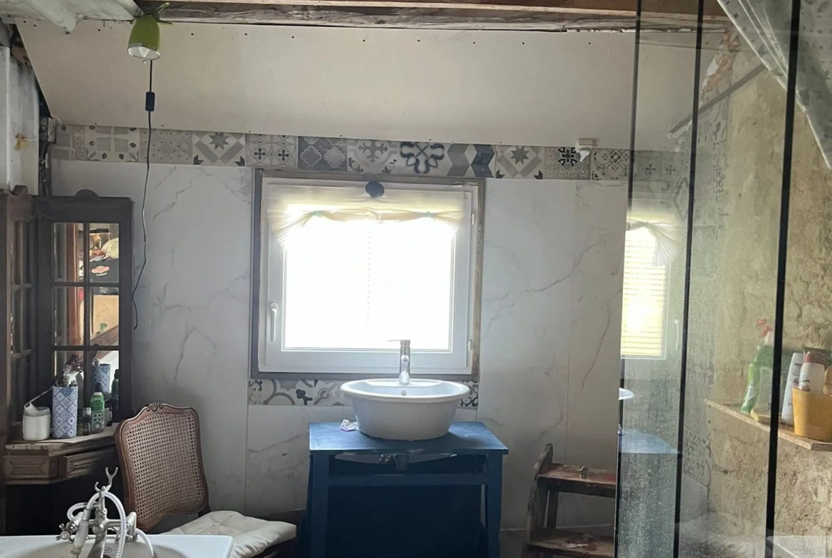 Charmante maison en pierre de 80 m² avec jardin à Argentan 