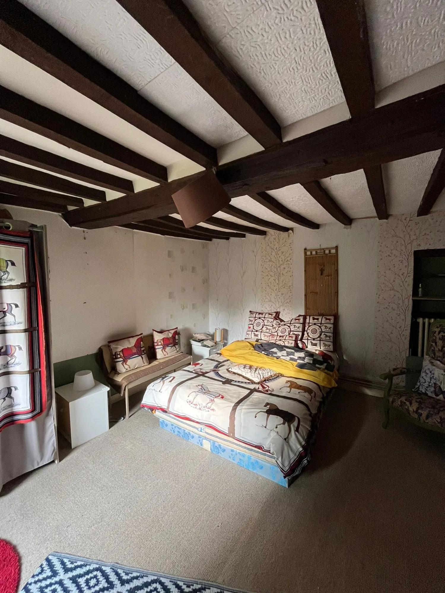 Charmante maison en pierre de 80 m² avec jardin à Argentan 
