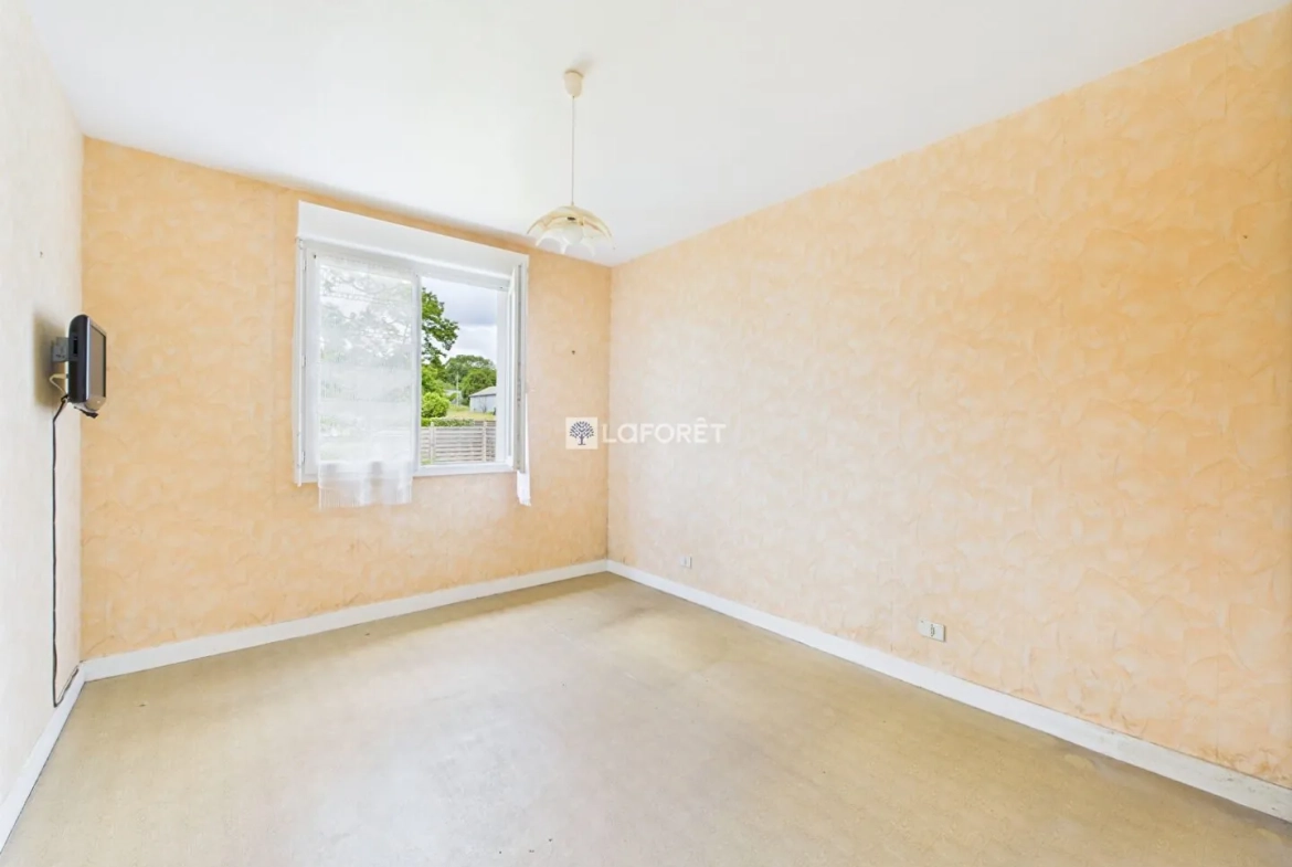 Maison à Edern avec potentiel de rénovation - 3 chambres et sous-sol 