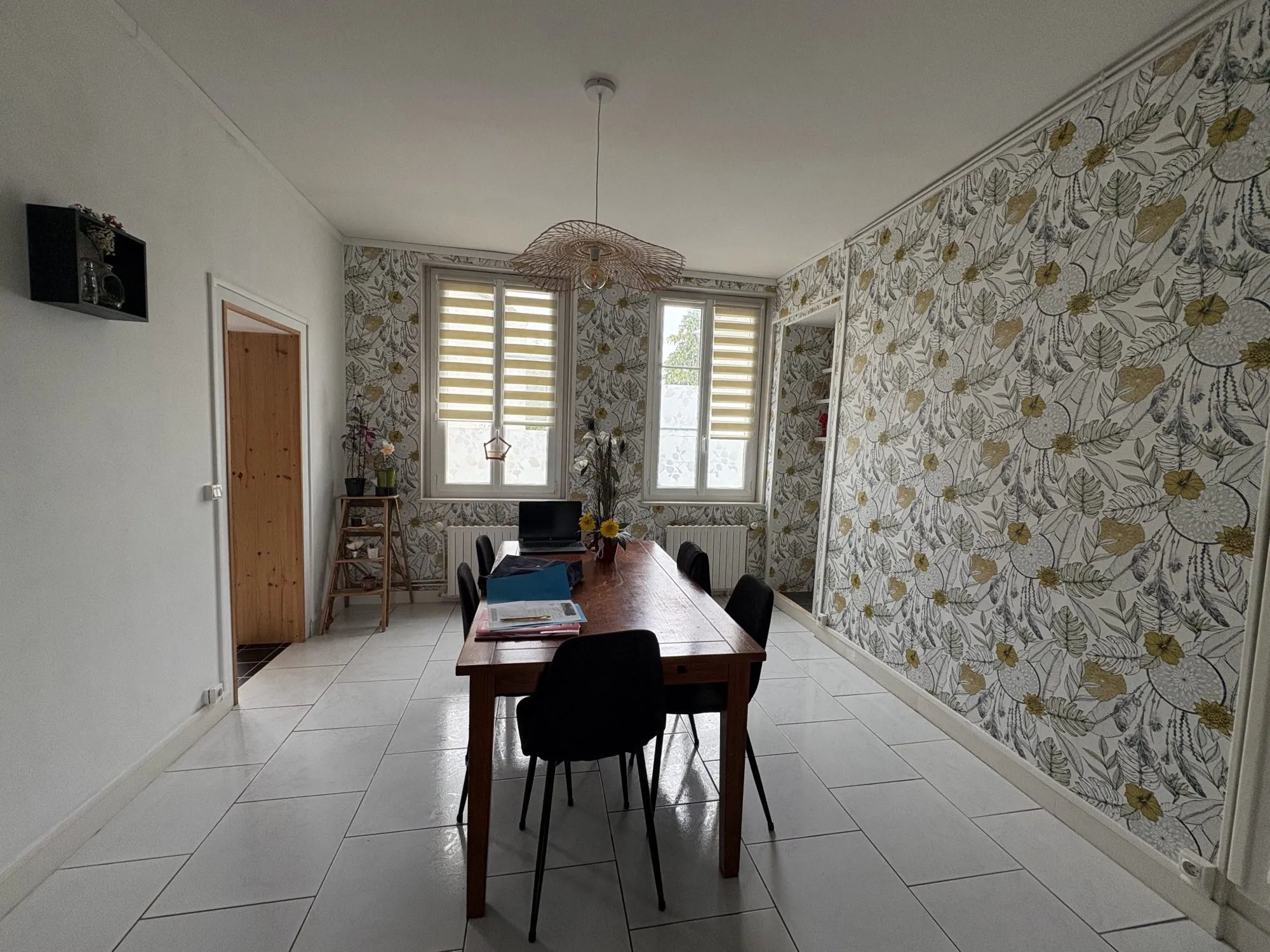 Maison rénovée à vendre à Livarot-Pays-d'Auge avec jardin et garage 