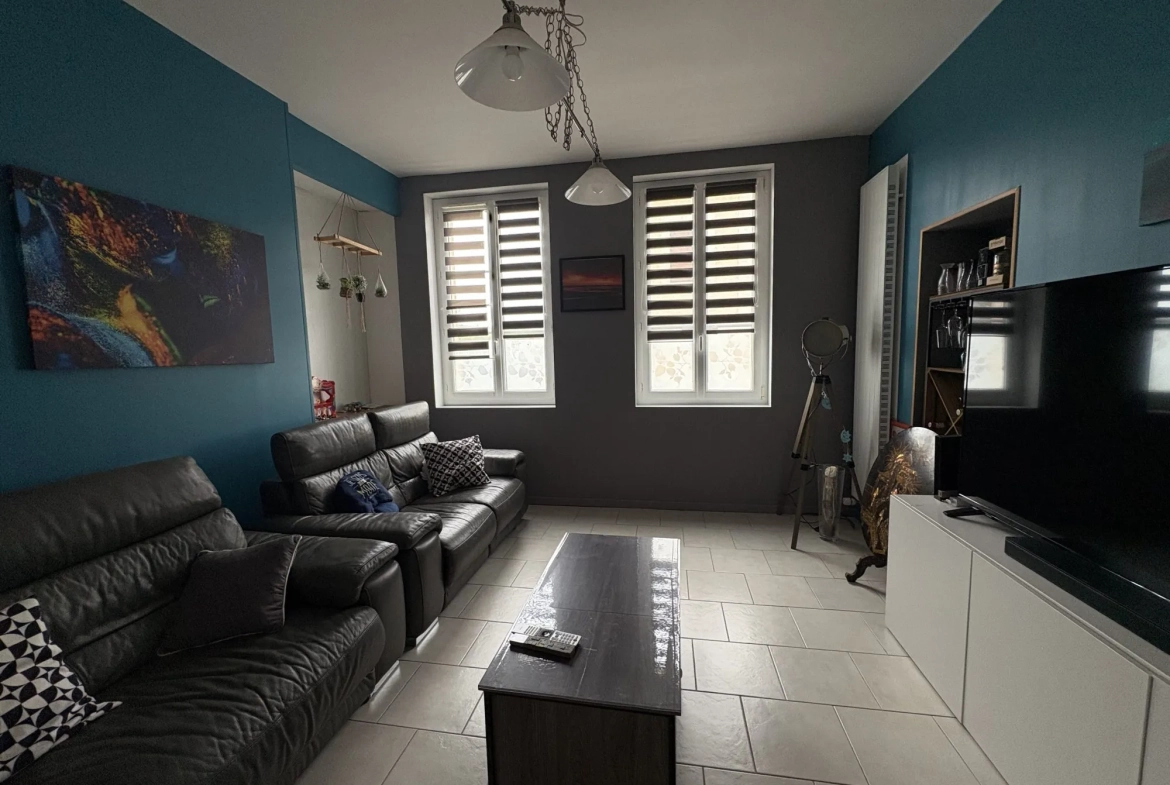 Maison rénovée à vendre à Livarot-Pays-d'Auge avec jardin et garage 