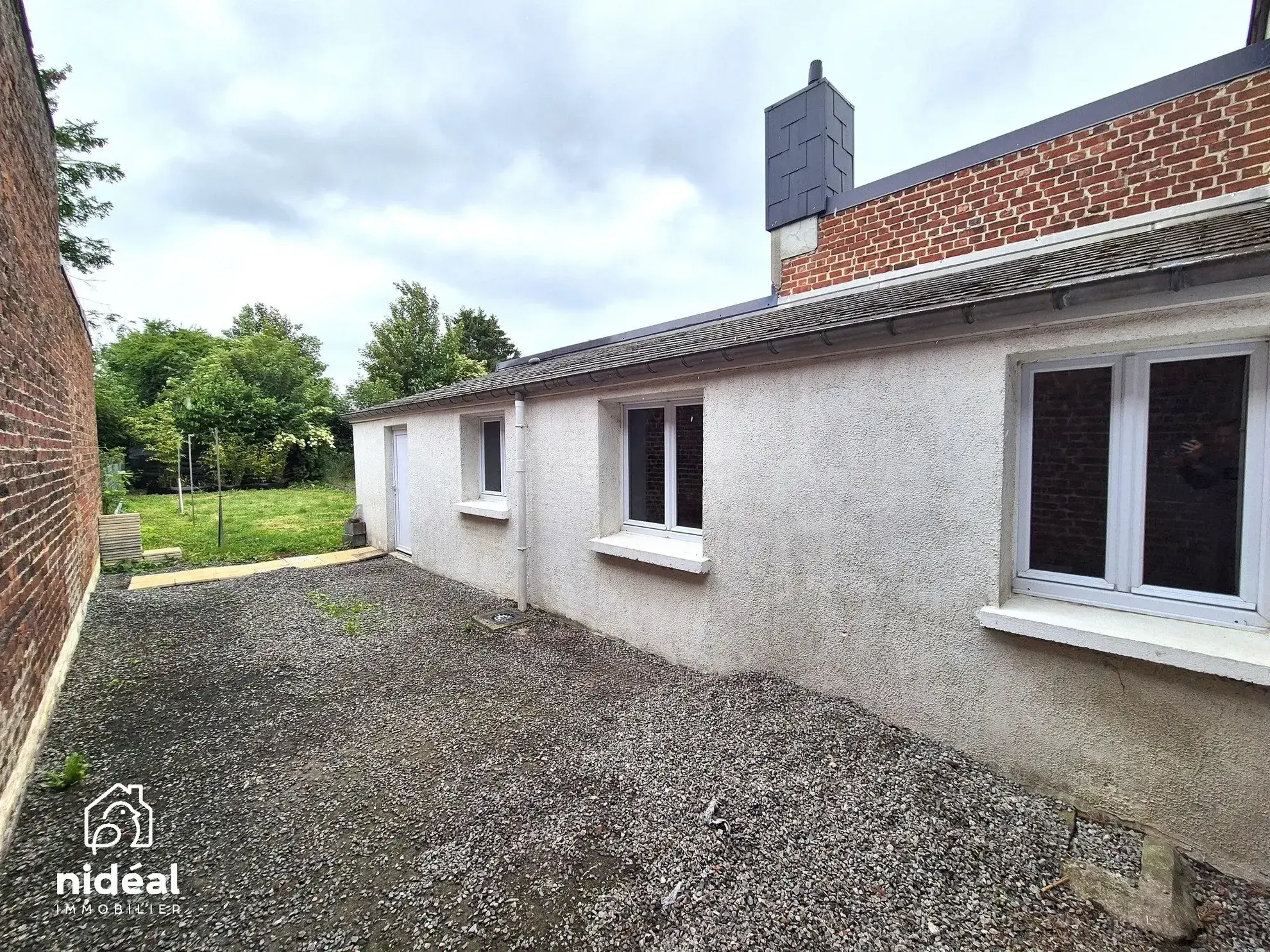 Maison semi-individuelle à vendre à Aulnoye-Aymeries de 62 m² avec terrain clôturé 