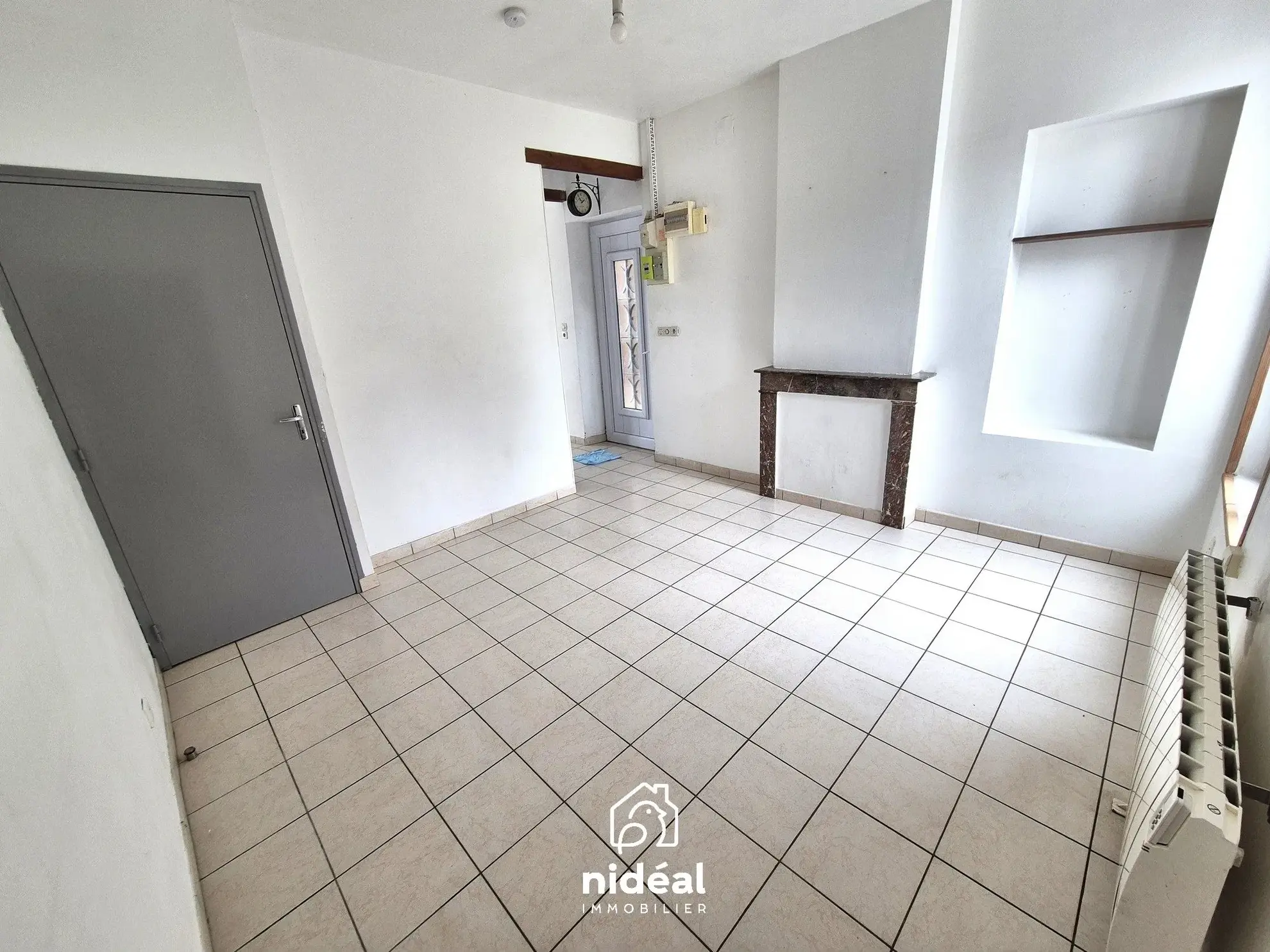 Maison semi-individuelle à vendre à Aulnoye-Aymeries de 62 m² avec terrain clôturé 