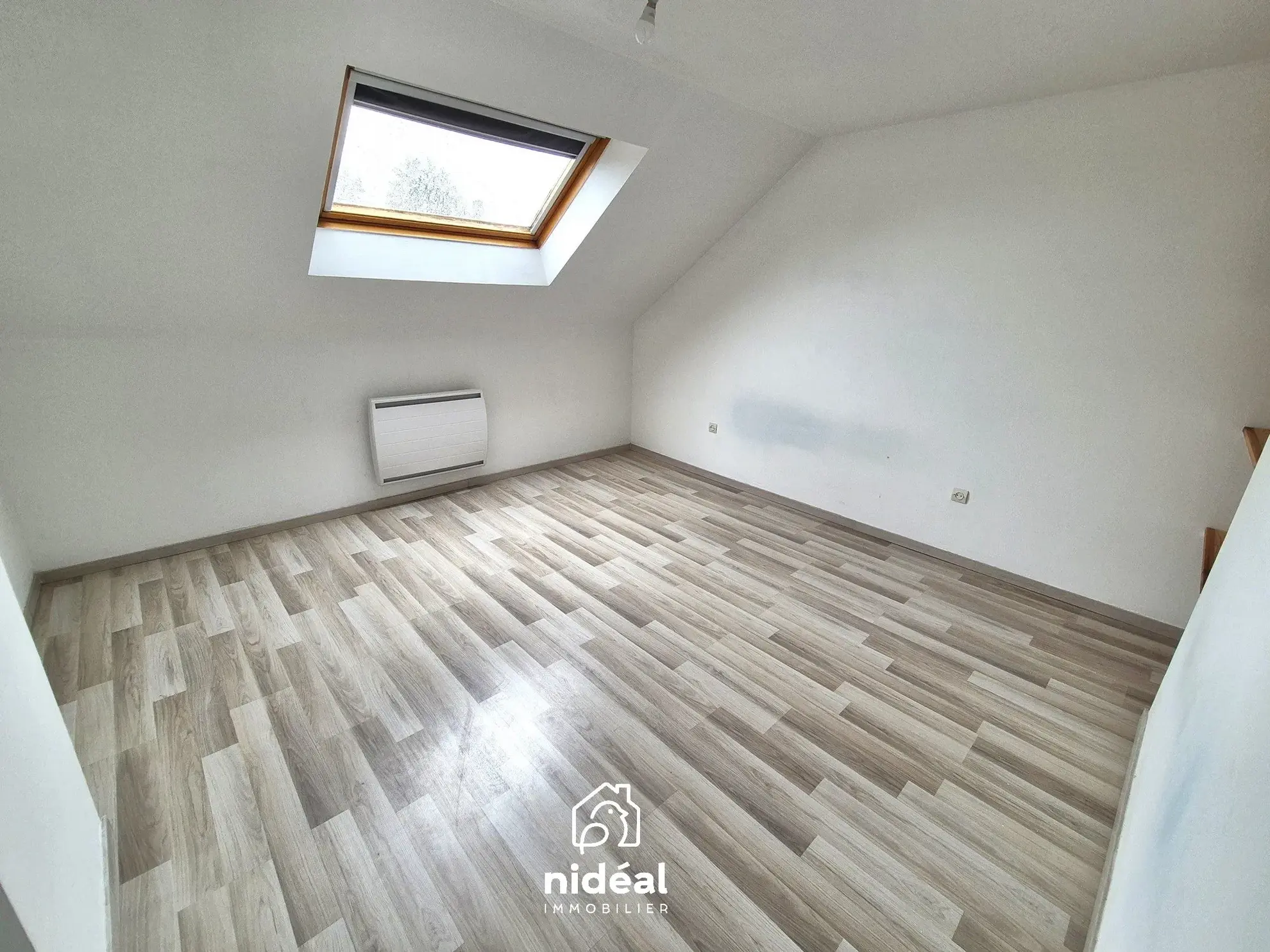Maison semi-individuelle à vendre à Aulnoye-Aymeries de 62 m² avec terrain clôturé 