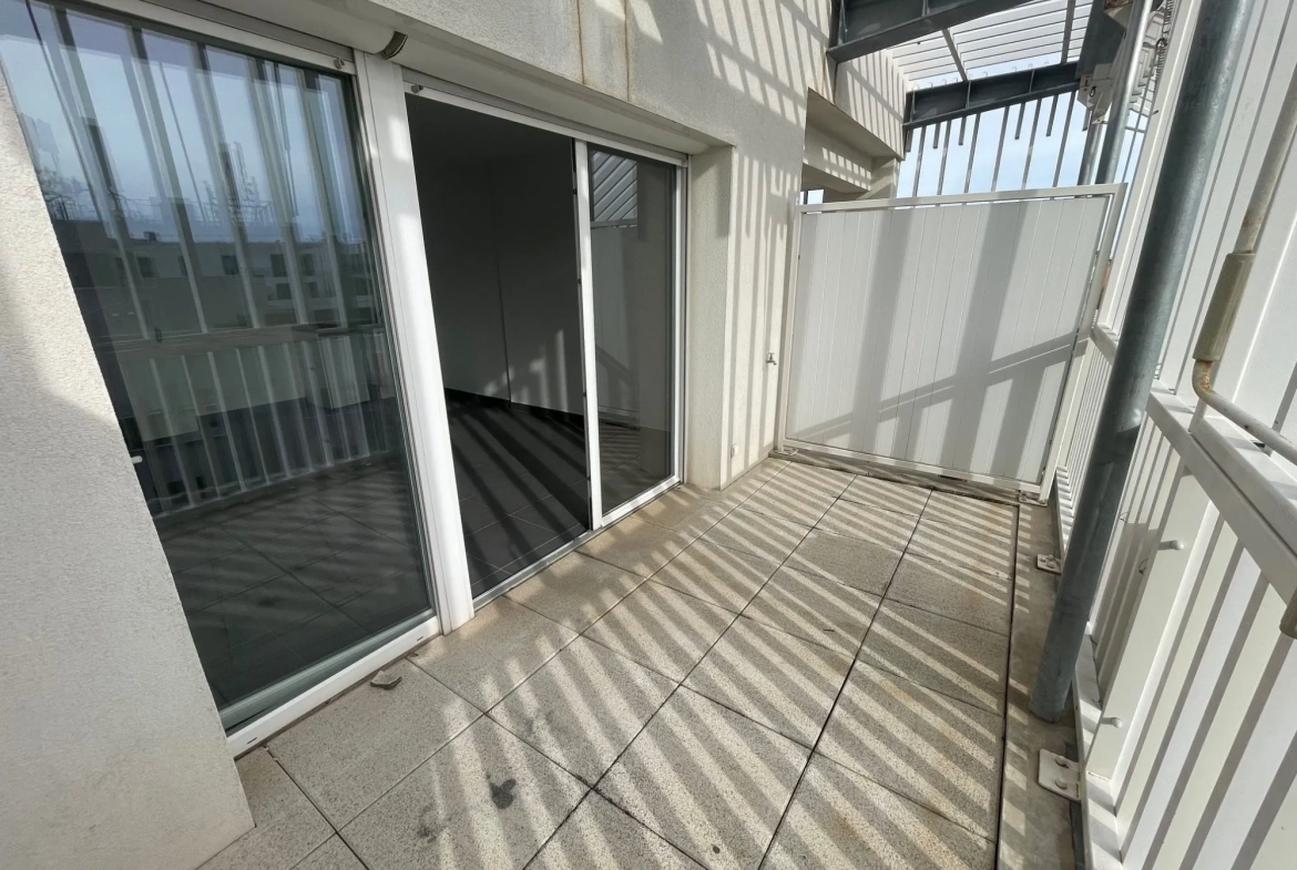 A vendre T1 avec terrasse ensoleillée à Montpellier – 30 m²résidence sécurisée 