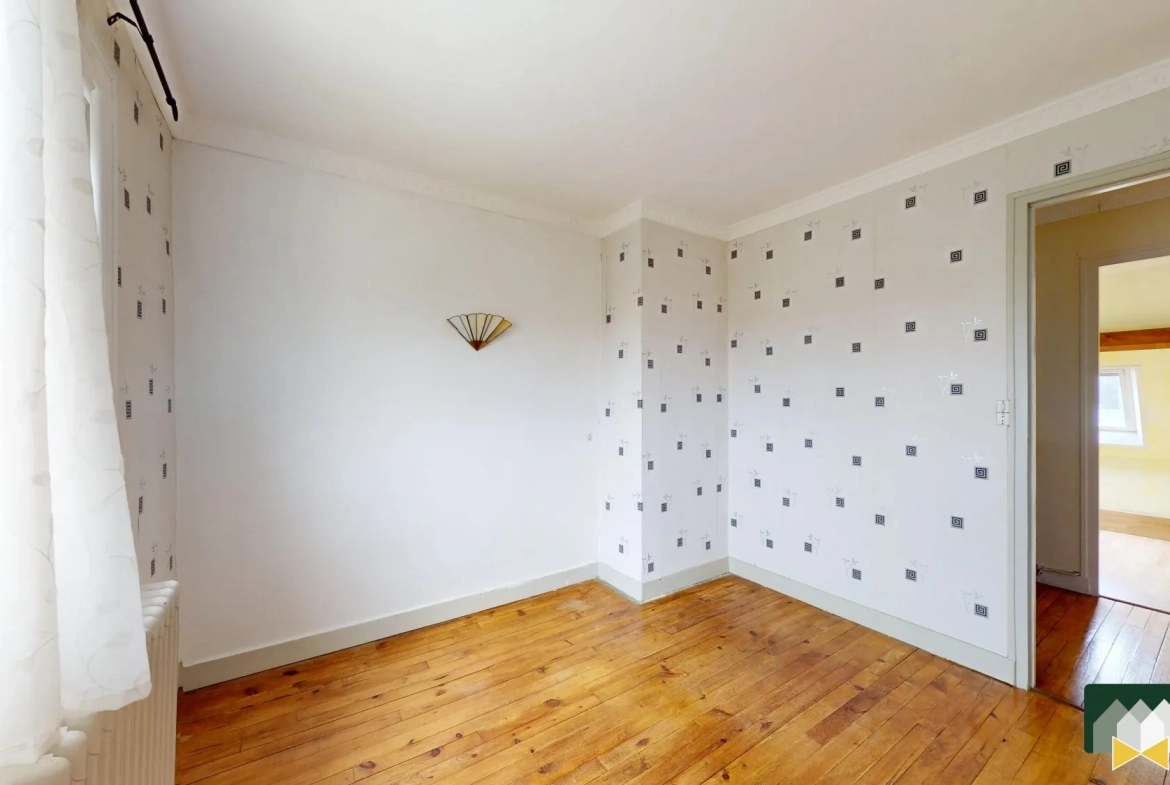 Maison familiale avec sous-sol et garages à Champhol, parfait premier achat 