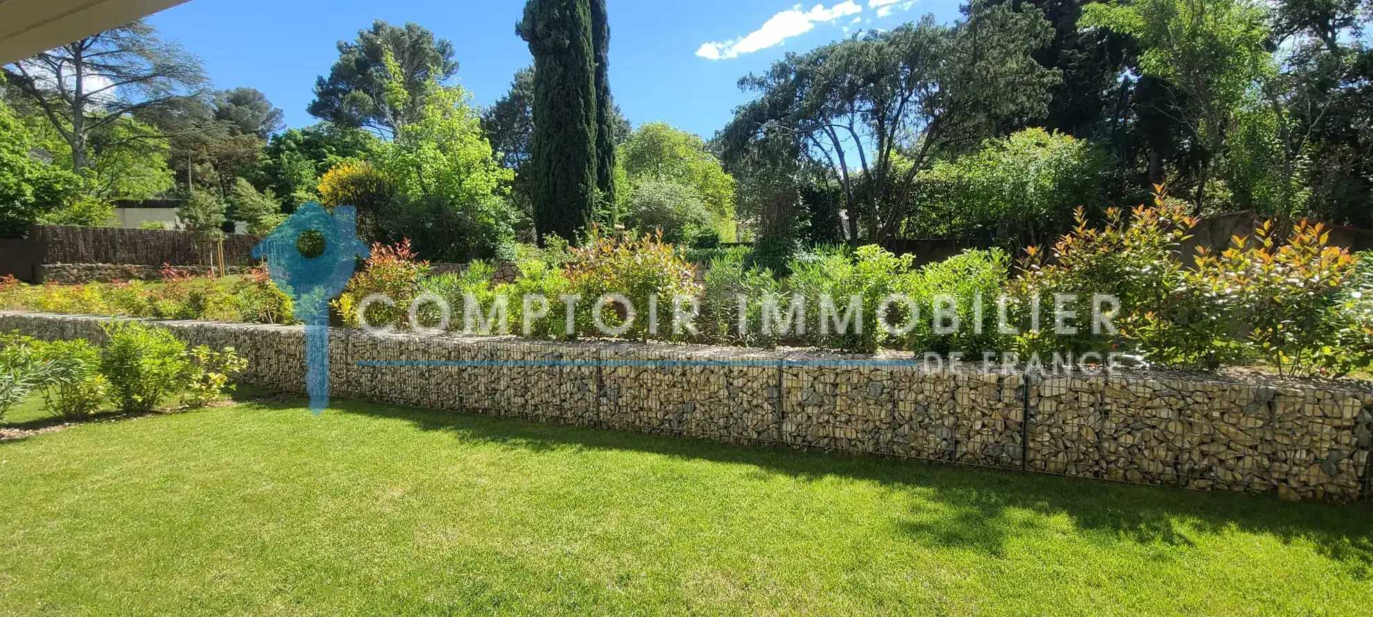 Appartement T3 lumineux avec terrasse et jardin privé à Nîmes 