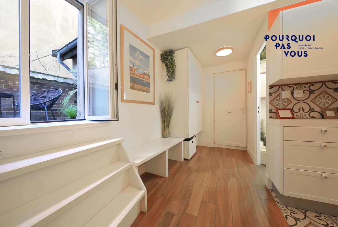 Appartement rénové avec terrasse privative à Lyon – Opportunité unique 