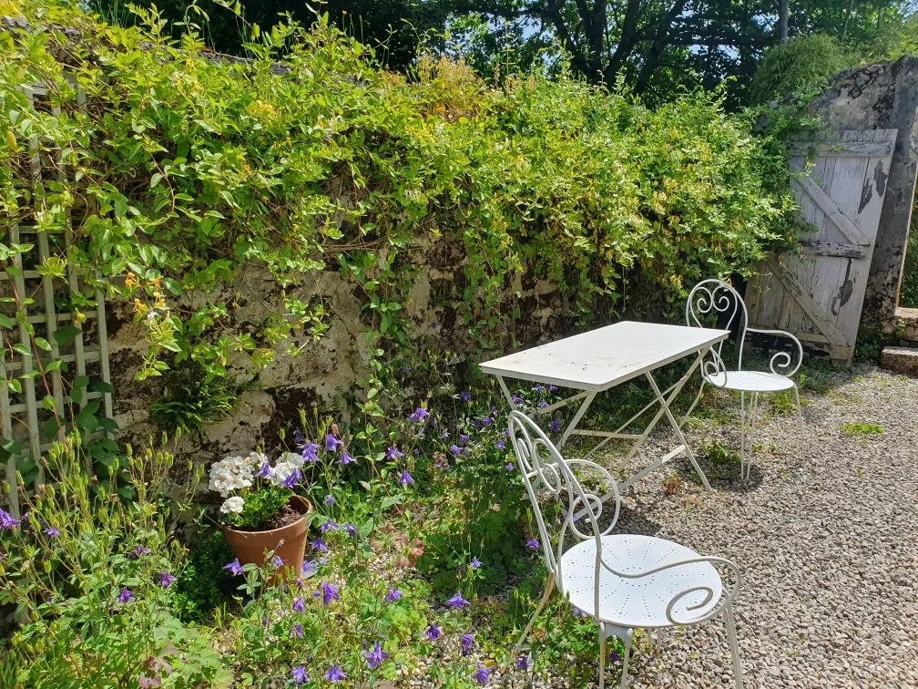 Charmant cottage en Xaintrie avec jardin et vue campagne à Saint-Julien-aux-Bois 