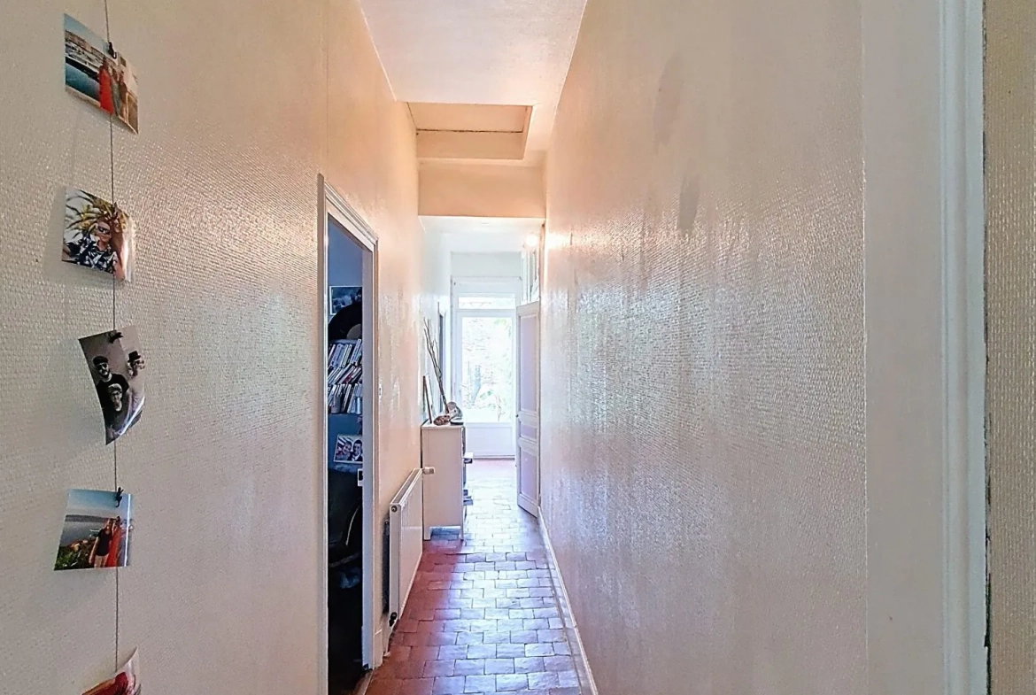 Maison à vendre à Nolay avec caves, jardin et grange – Opportunité rare 