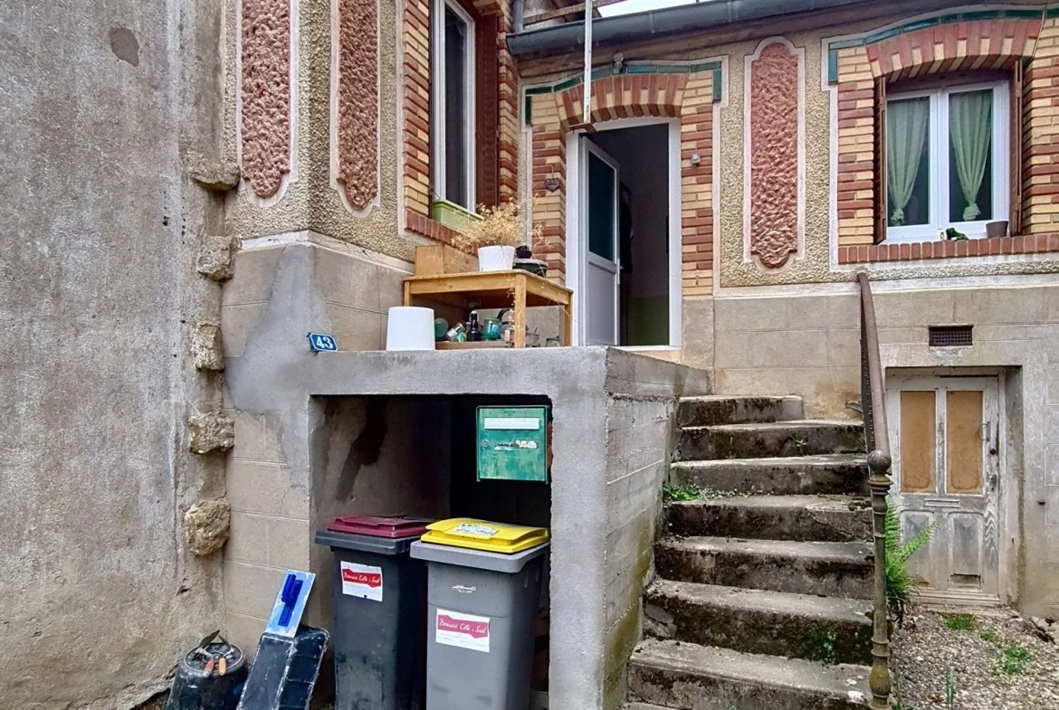 Maison à vendre à Nolay avec caves, jardin et grange – Opportunité rare 