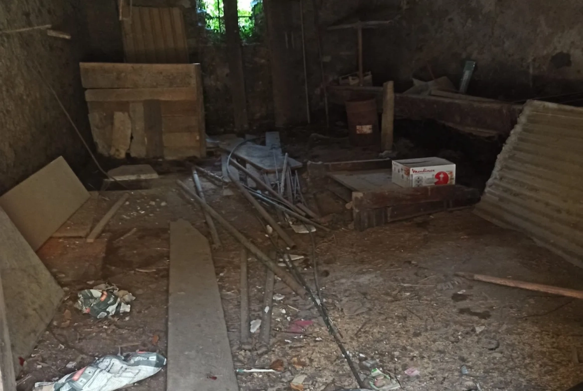 Rare appartement T4 rénové avec dépendances à La Chapelle, Maurienne 