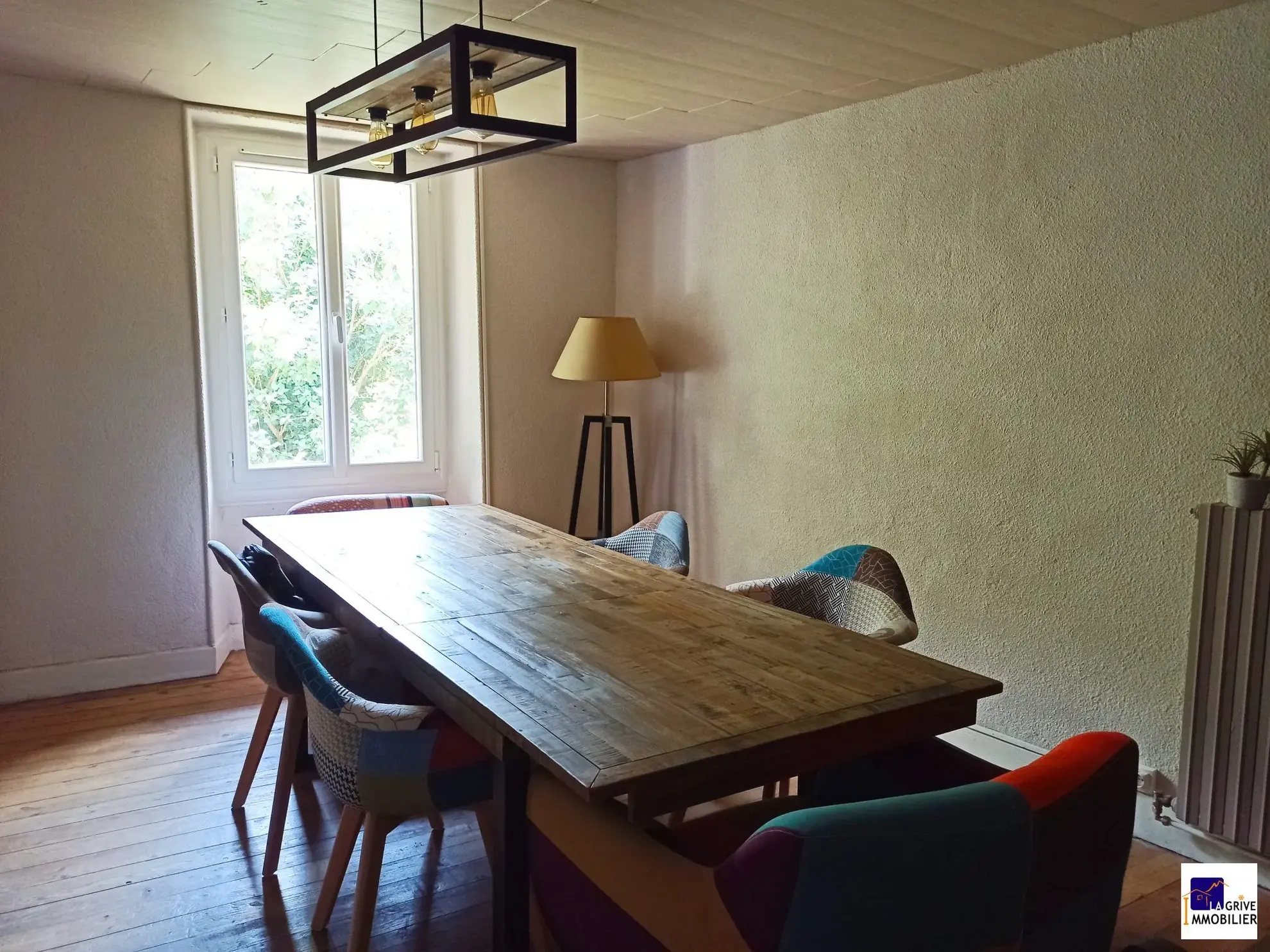 Rare appartement T4 rénové avec dépendances à La Chapelle, Maurienne 