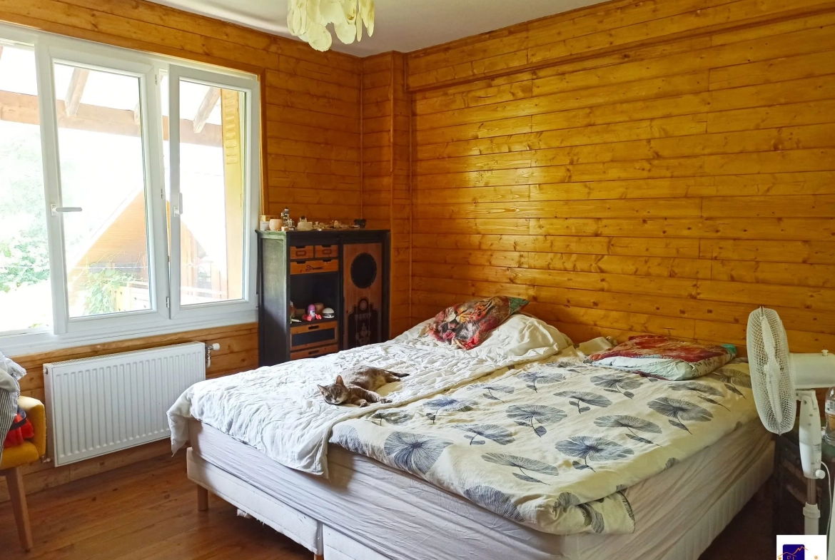 Rare appartement T4 rénové avec dépendances à La Chapelle, Maurienne 