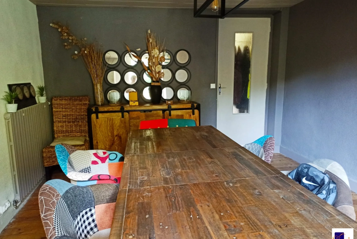 Rare appartement T4 rénové avec dépendances à La Chapelle, Maurienne 