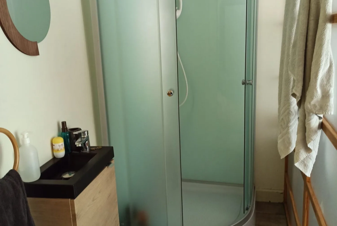 Rare appartement T4 rénové avec dépendances à La Chapelle, Maurienne 