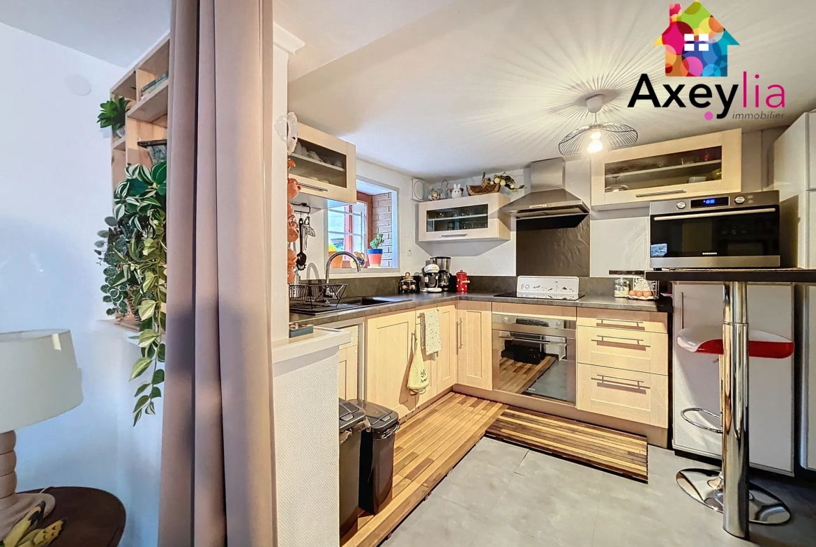 Maison en pierres à Chauffailles avec 3 chambres et terrain clos 