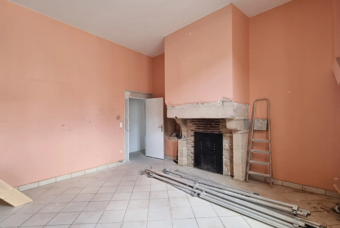 À vendre à Dijon : plateau de 60m² à aménager dans un immeuble ancien 
