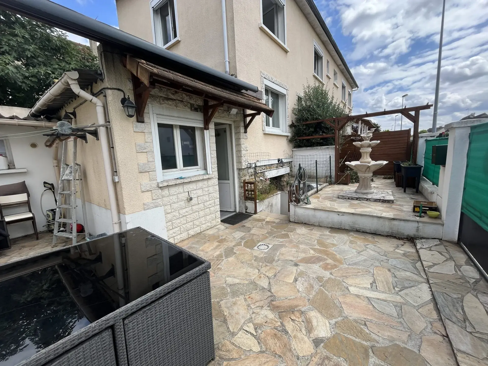 Appartement 2 pièces avec cour privative à La Frette-sur-Seine 