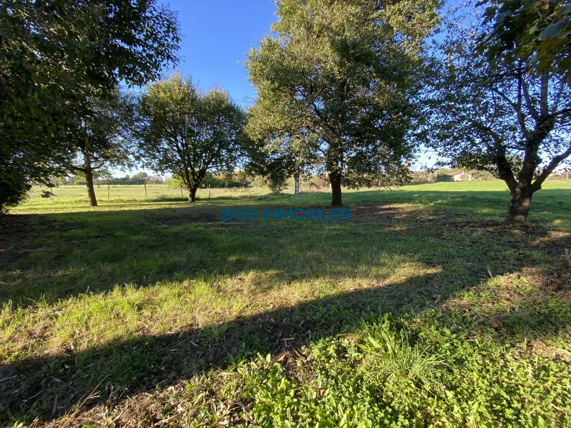 Terrain constructible de 913 m² à Castelnau-d'Estrétefonds, proche Toulouse 