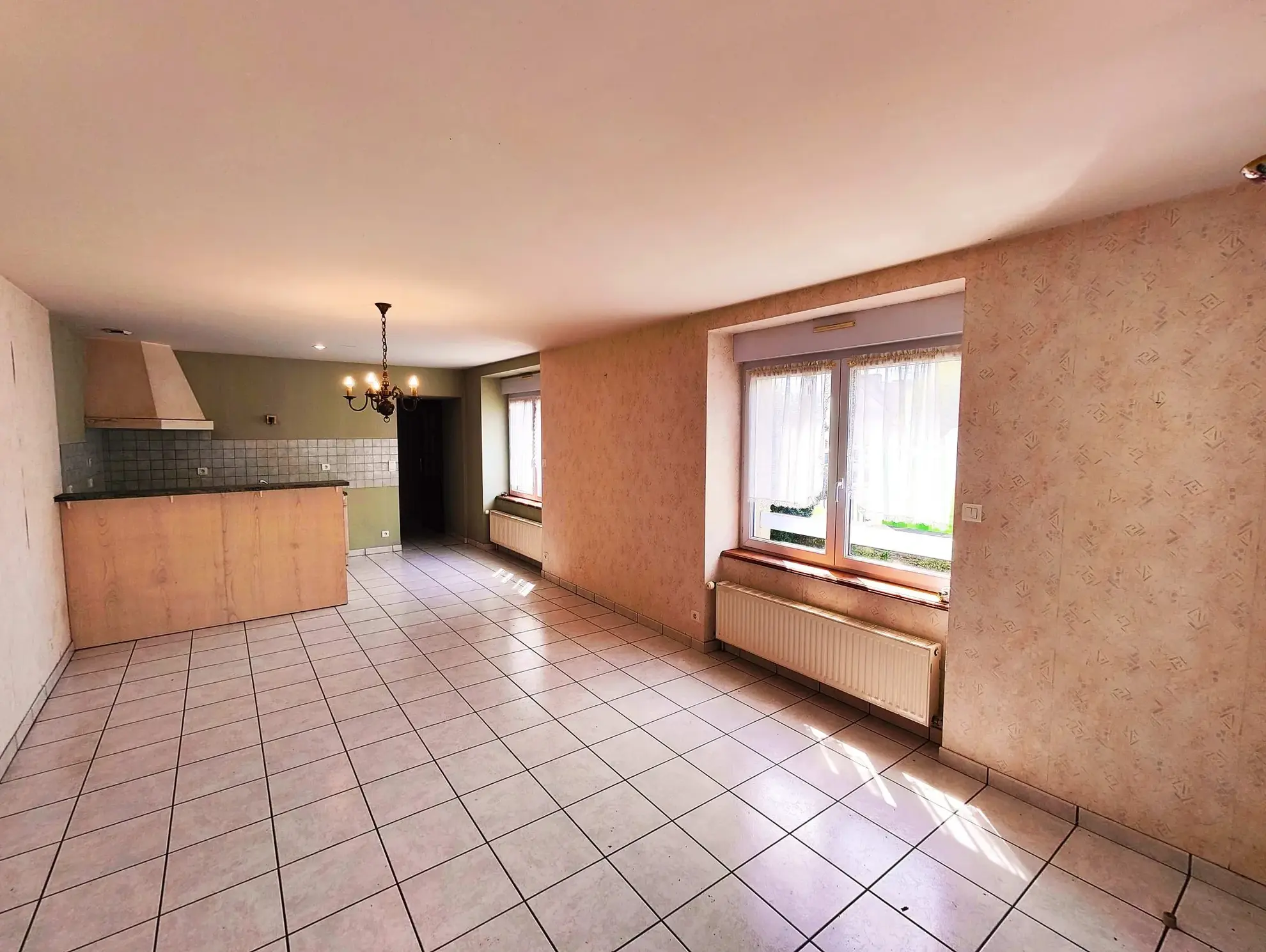 Maison de 80 m² en centre bourg de Guerlédan avec 3 pièces 