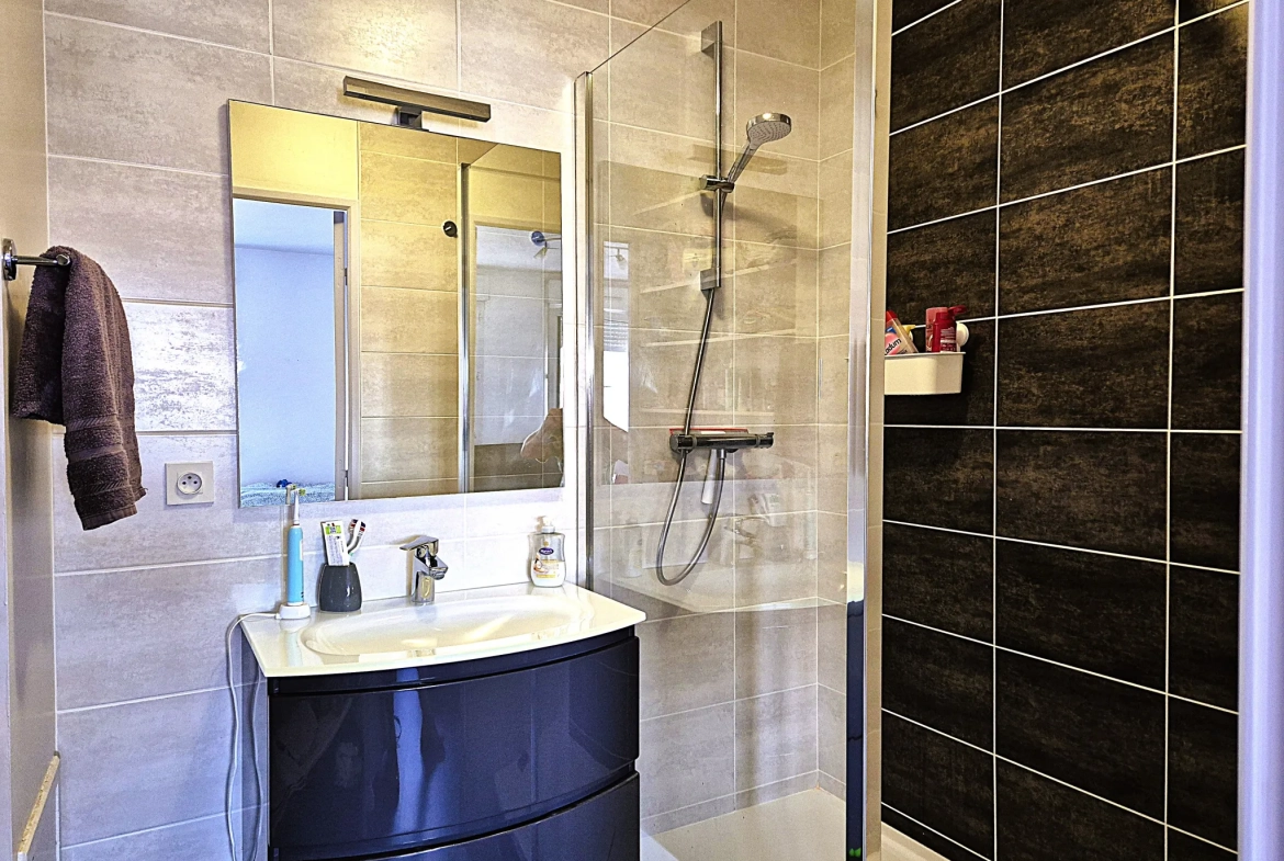 Appartement T1 rénové de 32 m² à Besançon – Calme et lumineux 