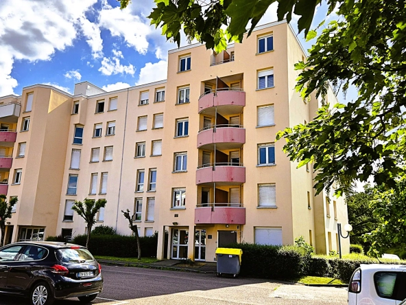 Appartement T1 rénové de 32 m² à Besançon – Calme et lumineux