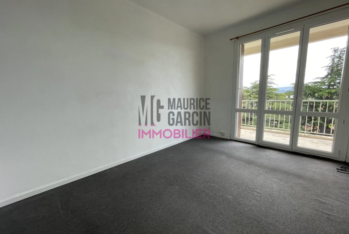 Appartement T3 avec balcon de 17 m² à vendre à Carpentras - Investissement ou résidence principale 
