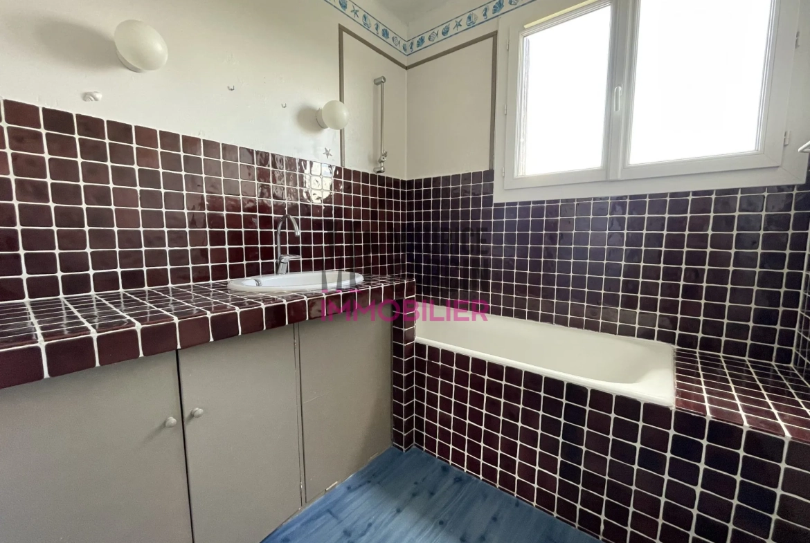 Appartement T3 avec balcon de 17 m² à vendre à Carpentras - Investissement ou résidence principale 