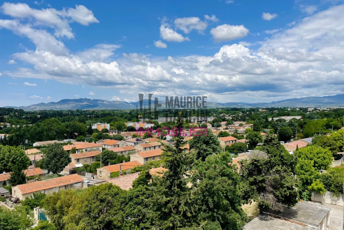 Appartement T3 avec balcon de 17 m² à vendre à Carpentras - Investissement ou résidence principale 