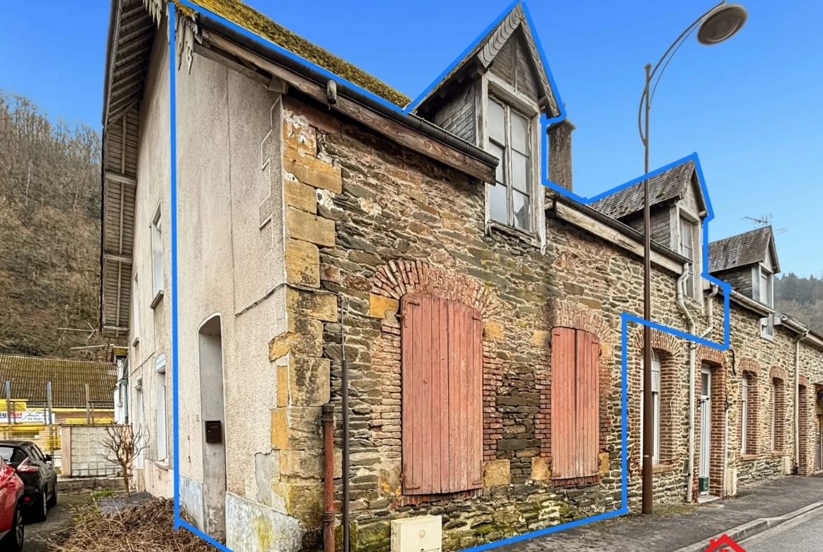 Maison à rénover de 56 m² à Rocroi, potentiel locatif dans secteur recherché 
