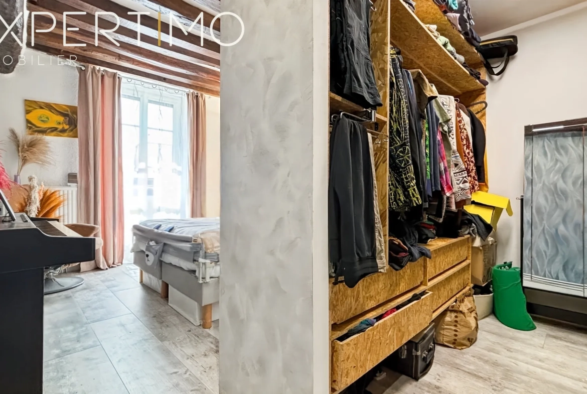 Appartement lumineux de 125 m² à Etampes avec 3 chambres, garage et potentiel de 4 chambres 